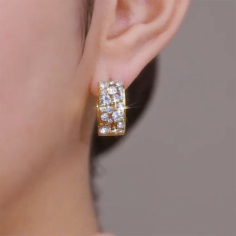Diamond gleam earrings(24k gold plated)