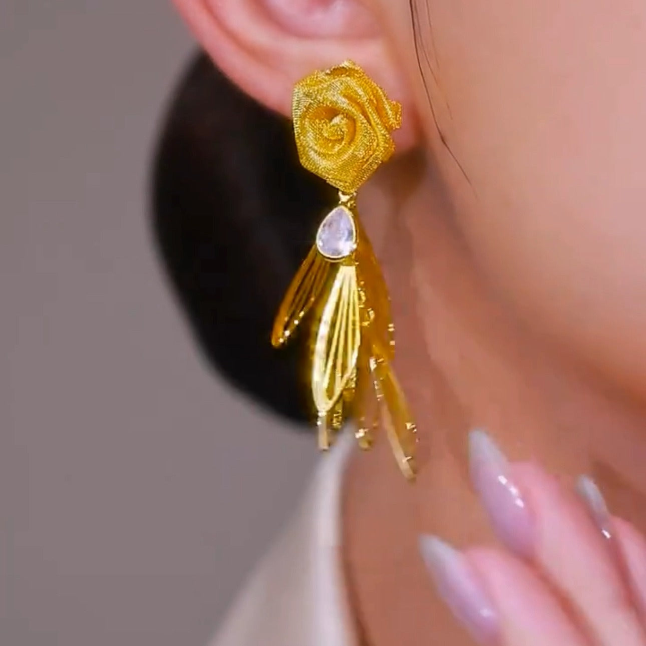 Flower tassel earrings(18k gold plated)